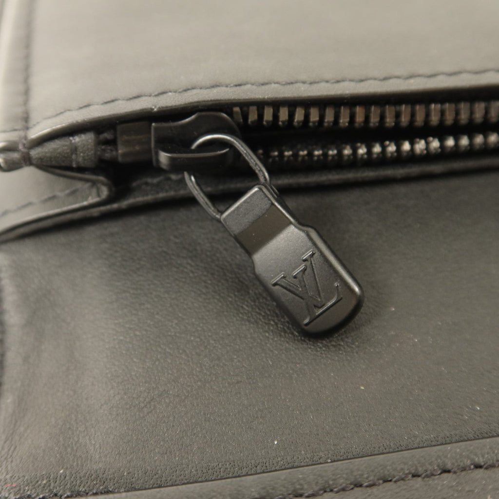Louis Vuitton Portefeuille Brazza · Calfskin