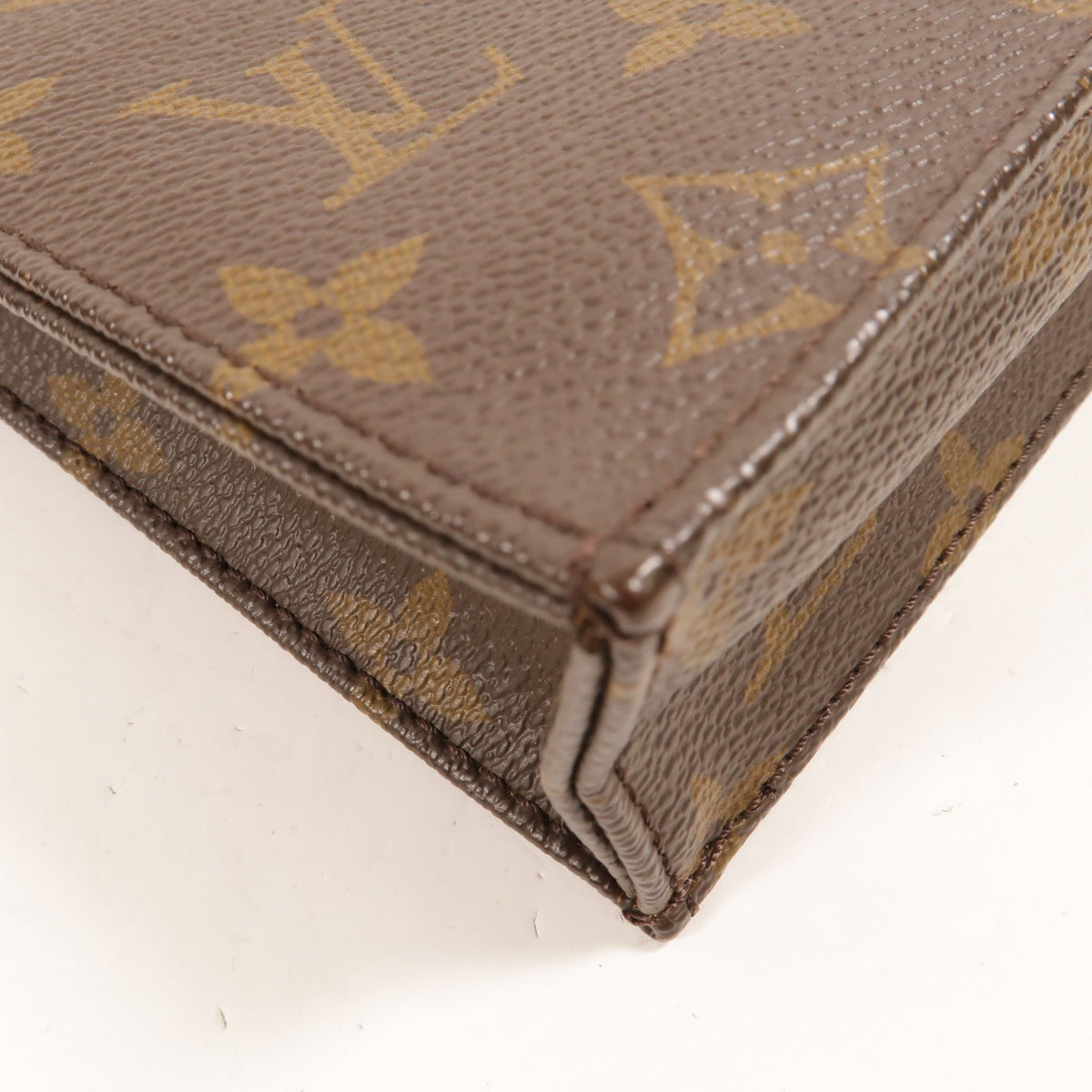 Louis Vuitton Petit Sac Plat · Monogram