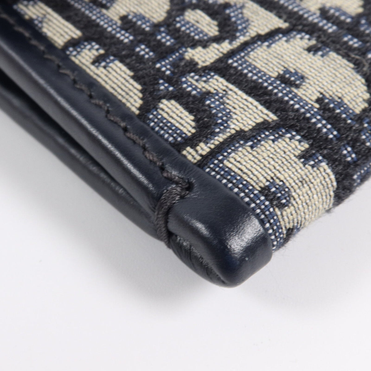 Dior 30 Montaigne · Clutch With Chain
