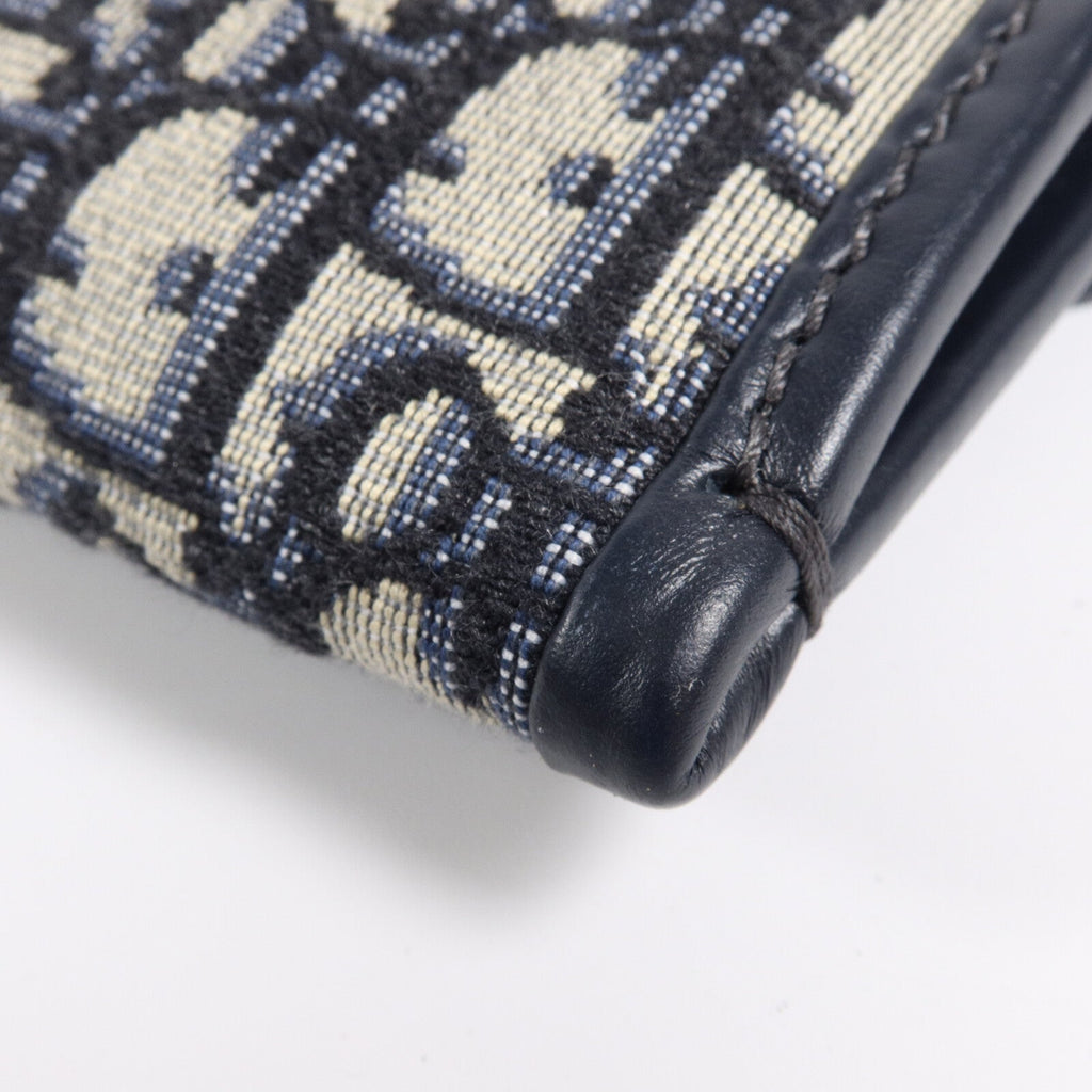 Dior 30 Montaigne · Clutch With Chain