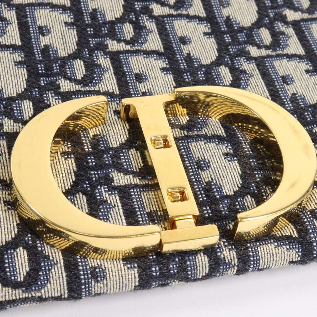Dior 30 Montaigne · Clutch With Chain