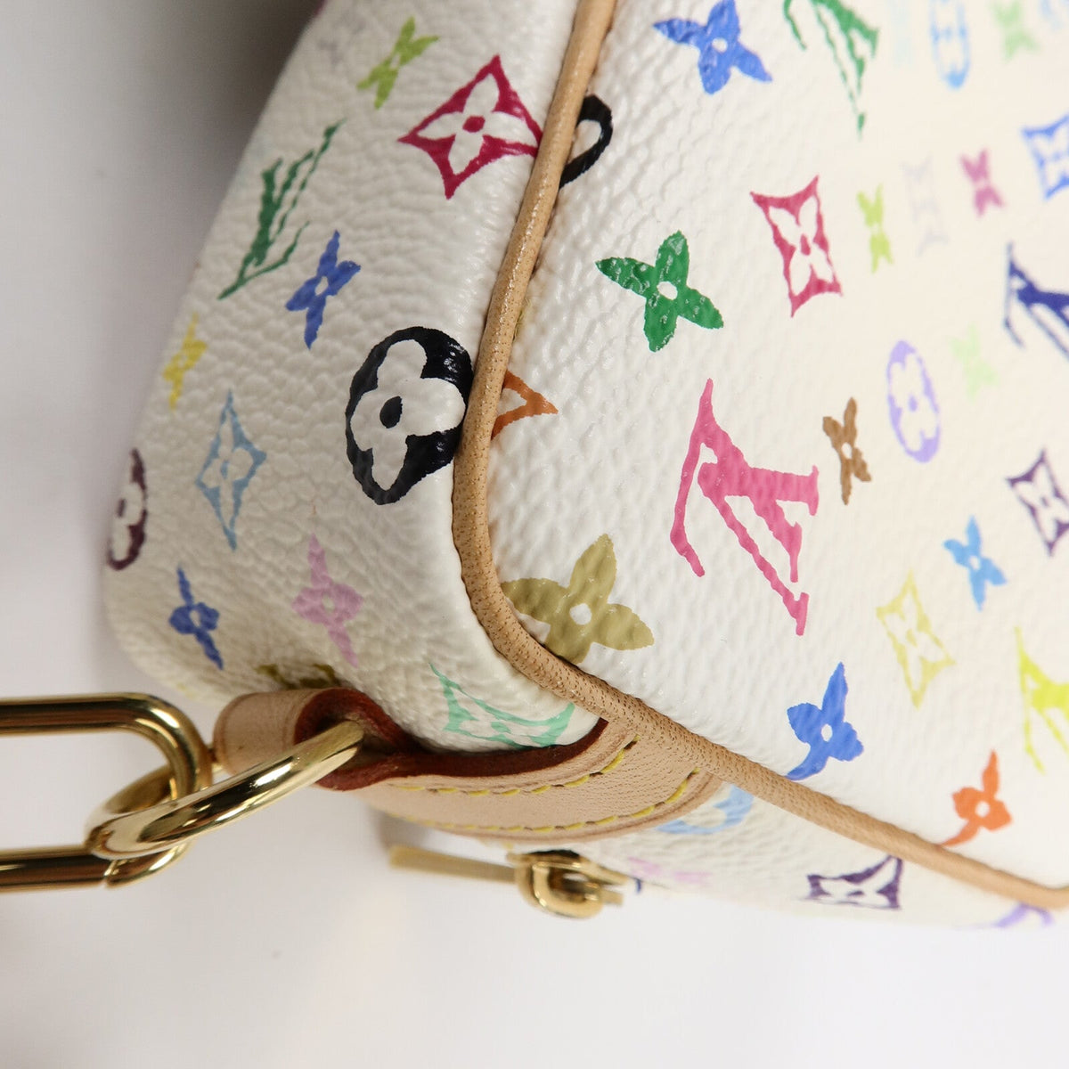 Louis Vuitton Trousse Wapity · Multicolor