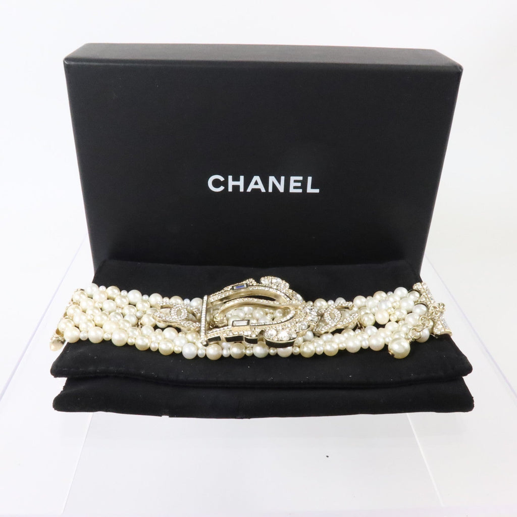 Chanel CC Bracelet · Gold Hardware
