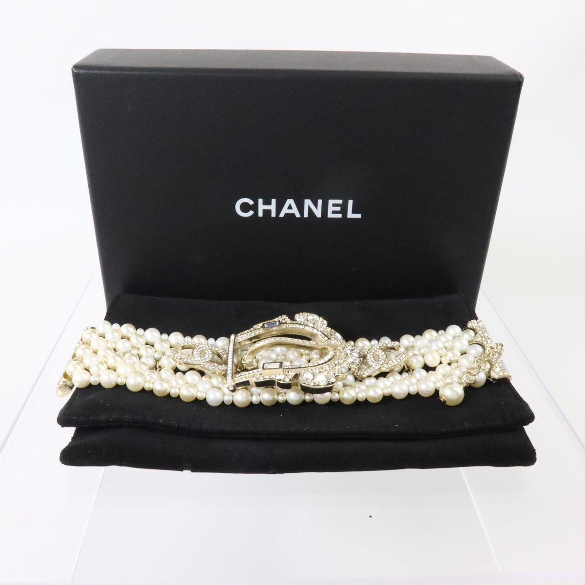 Chanel CC Bracelet · Gold Hardware