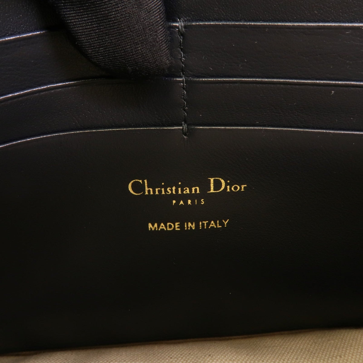 Dior Saddle · Wallet On Chain · Canvas