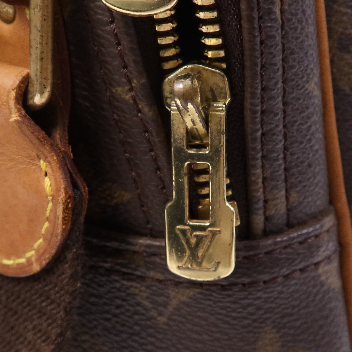 Louis Vuitton Reporter GM · Monogram