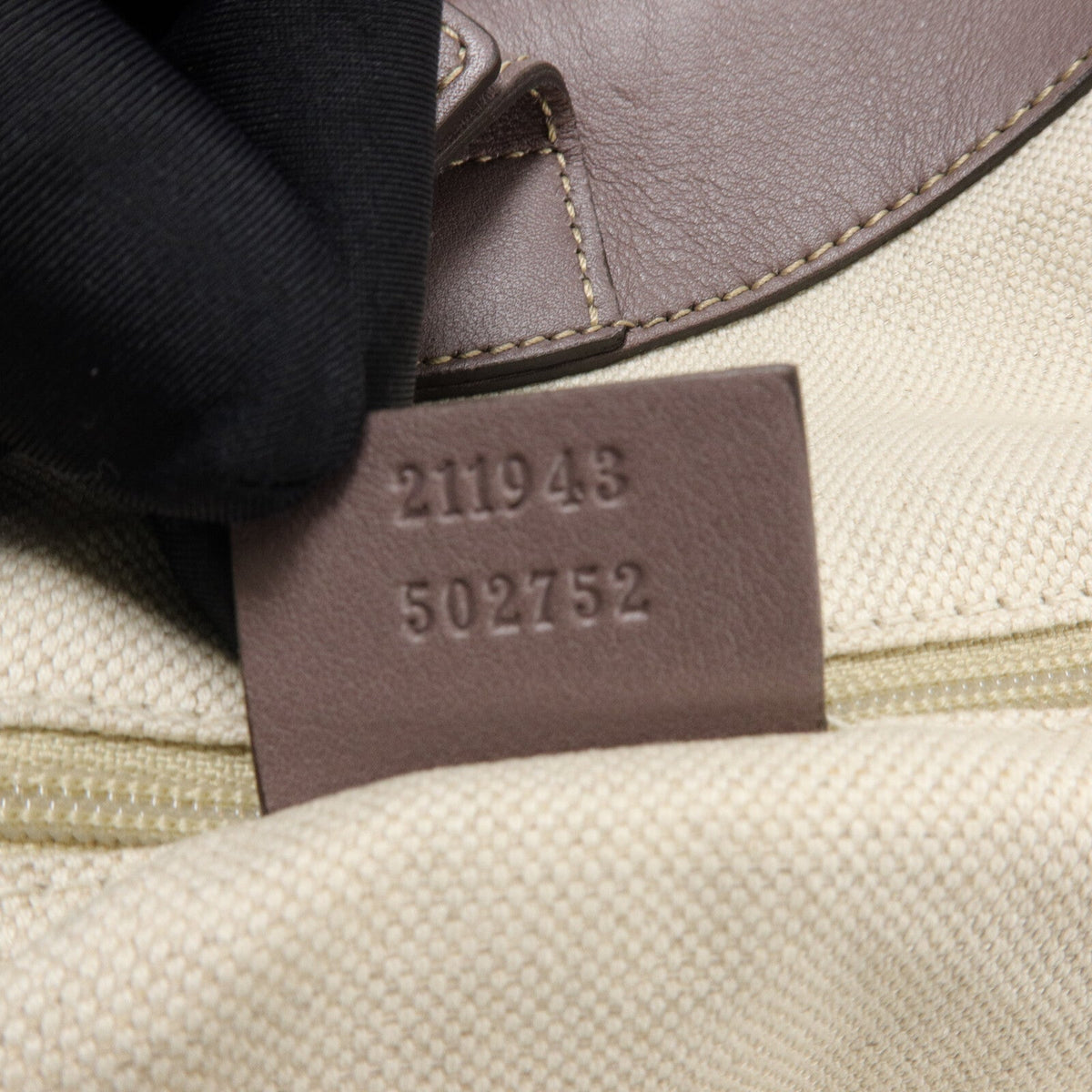 Gucci GG Shoulder Bag · Calfskin