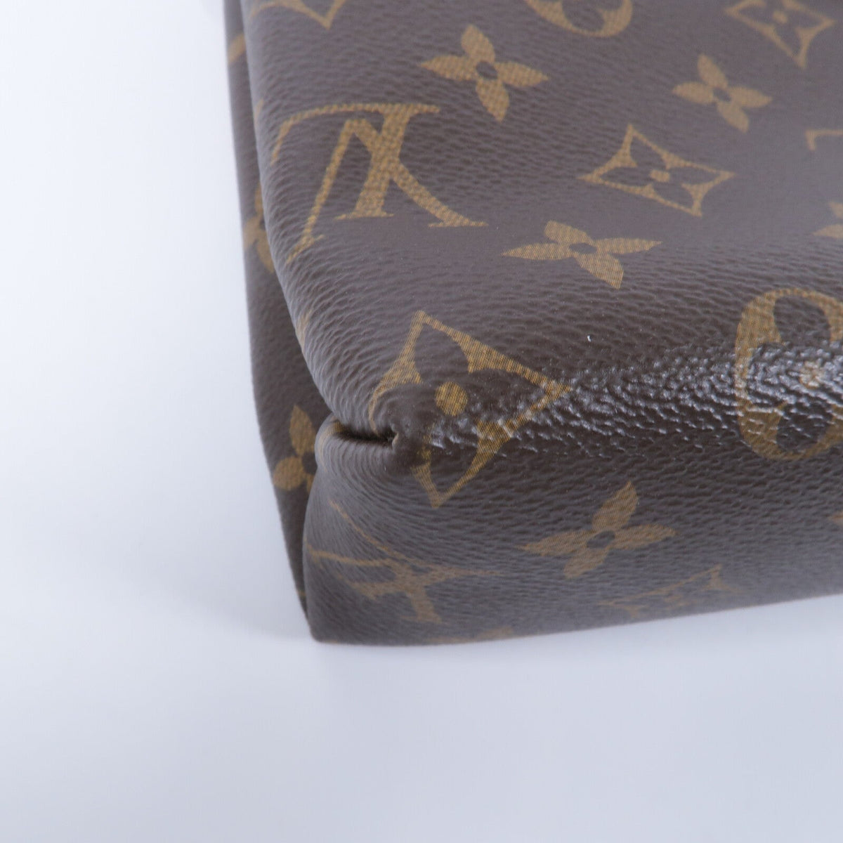 Louis Vuitton Saint Placide · Monogram