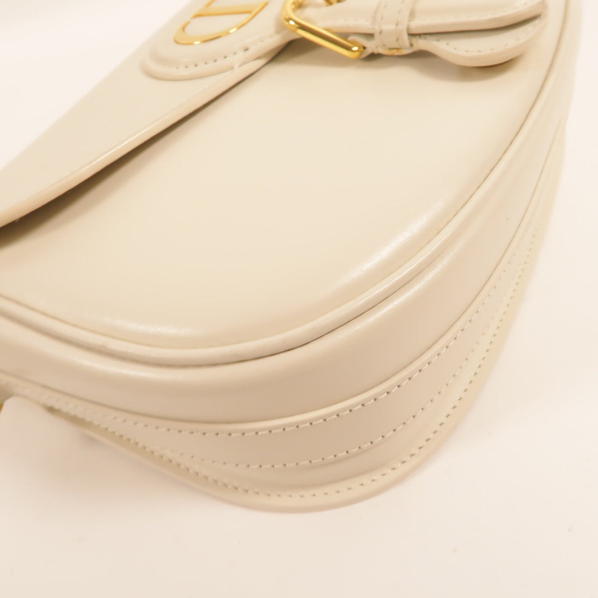 Dior Bobby Medium · Calfskin