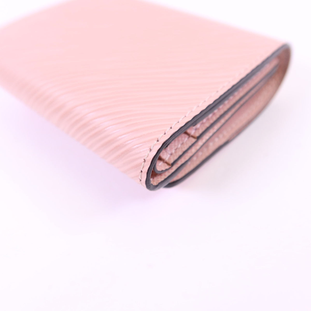 Louis Vuitton Twist Compact · Epi