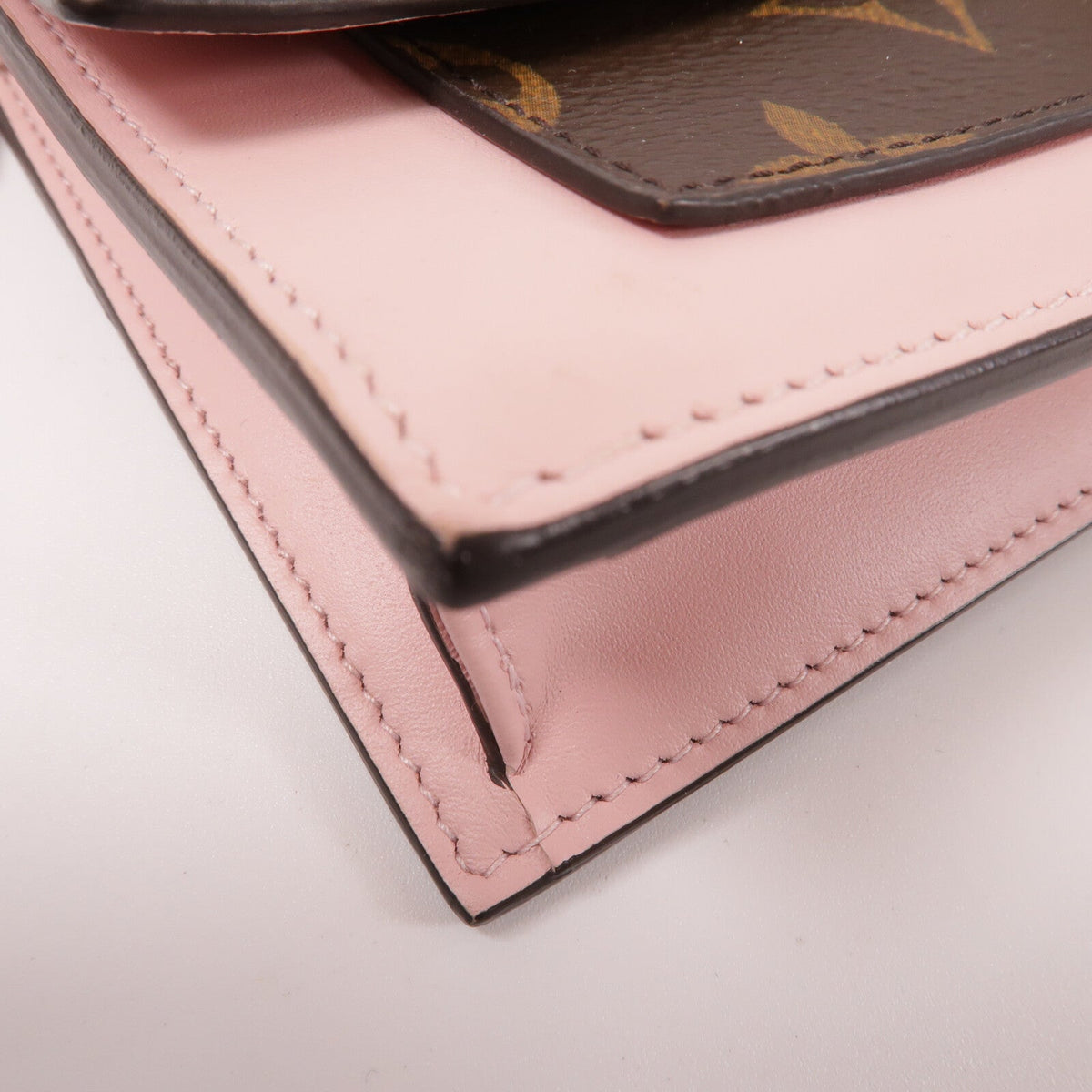 Louis Vuitton Flore Chain Wallet · Monogram