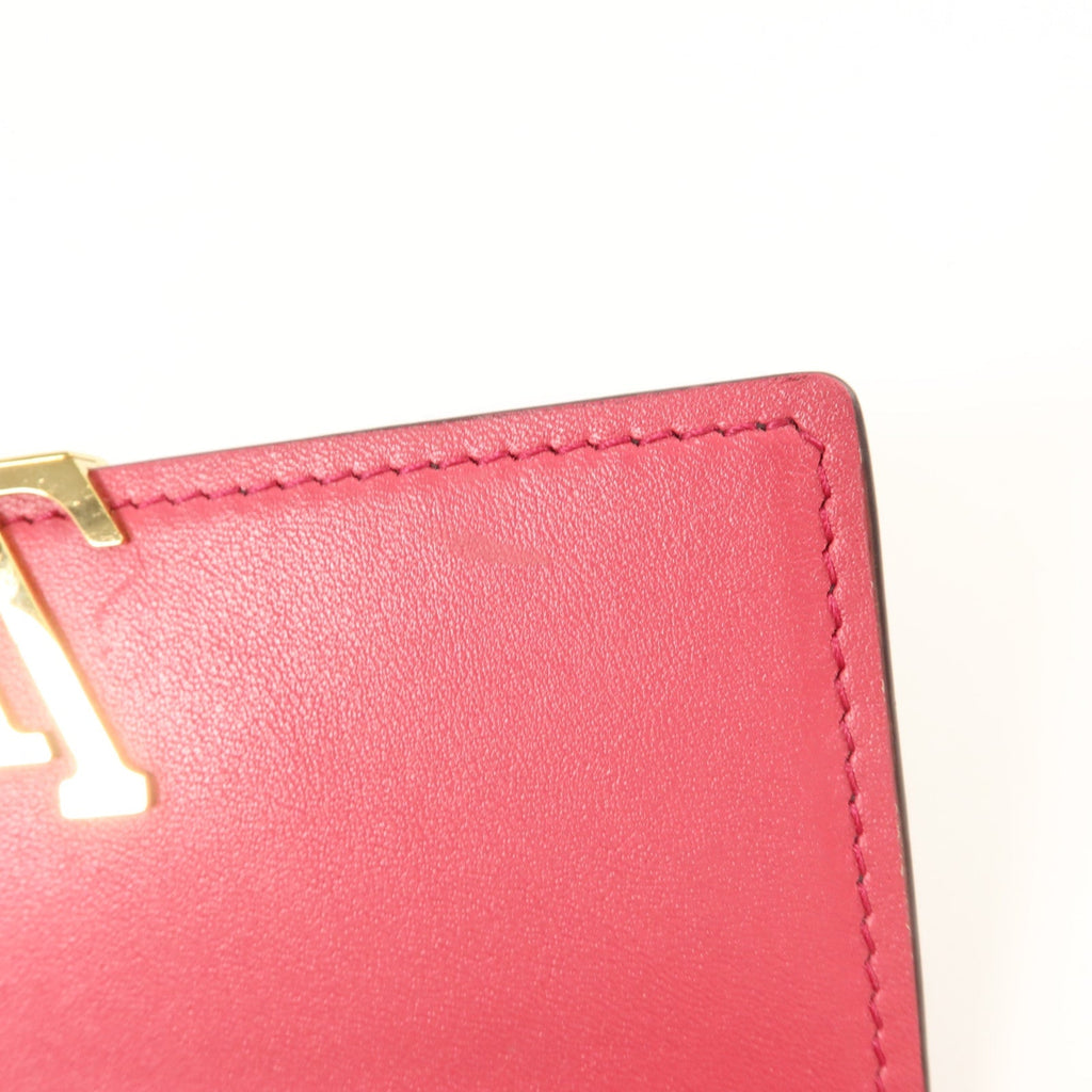 Louis Vuitton Capucines · Compact Wallet