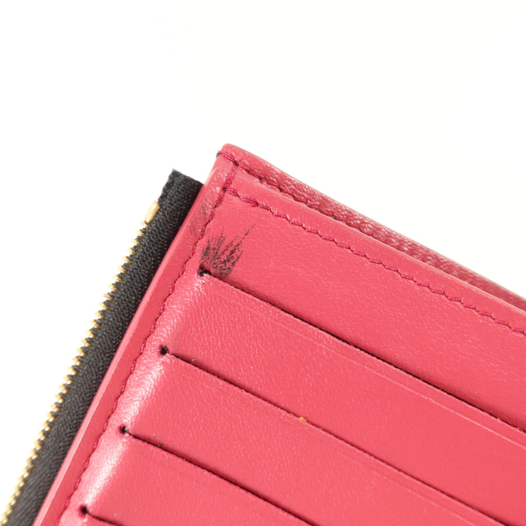 Louis Vuitton Capucines · Compact Wallet