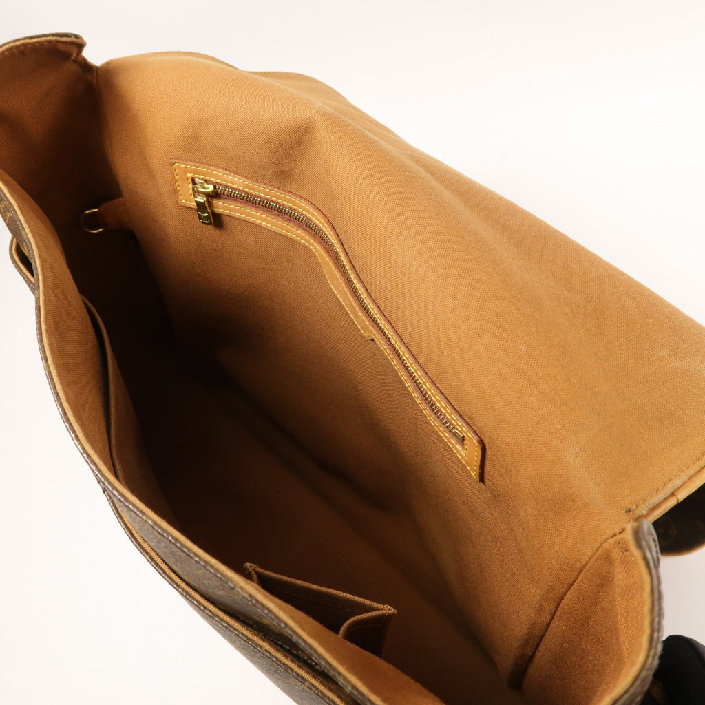 Louis Vuitton Abbesses · Monogram