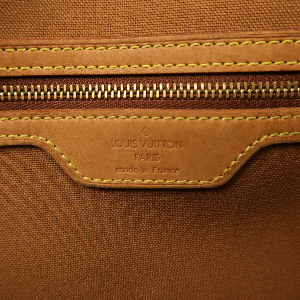 Louis Vuitton Abbesses · Monogram