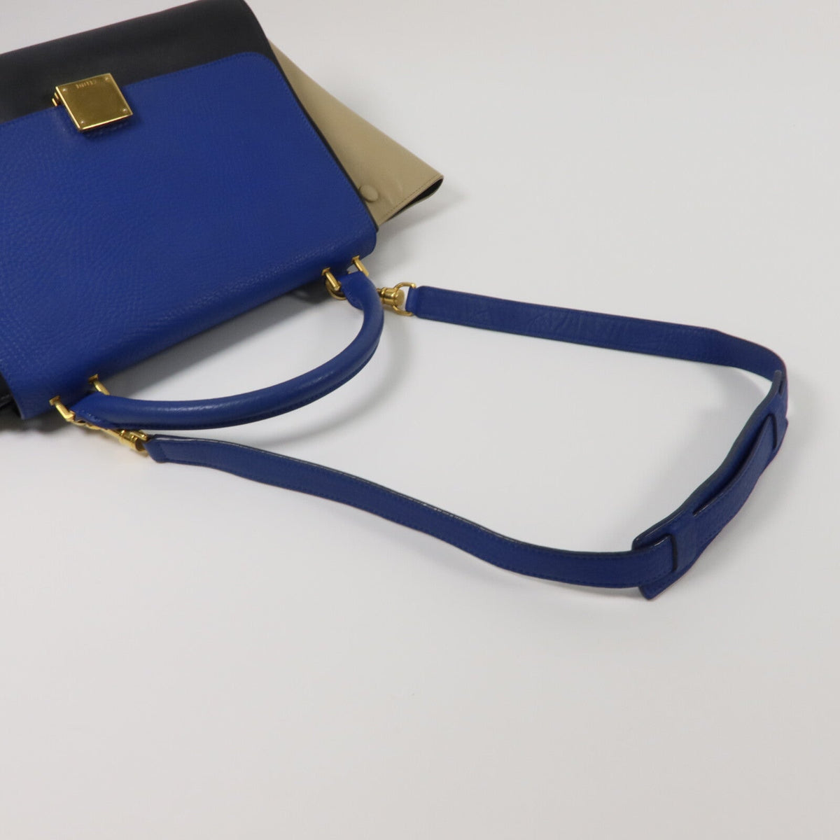 CELINE Trapeze Medium · Calfskin