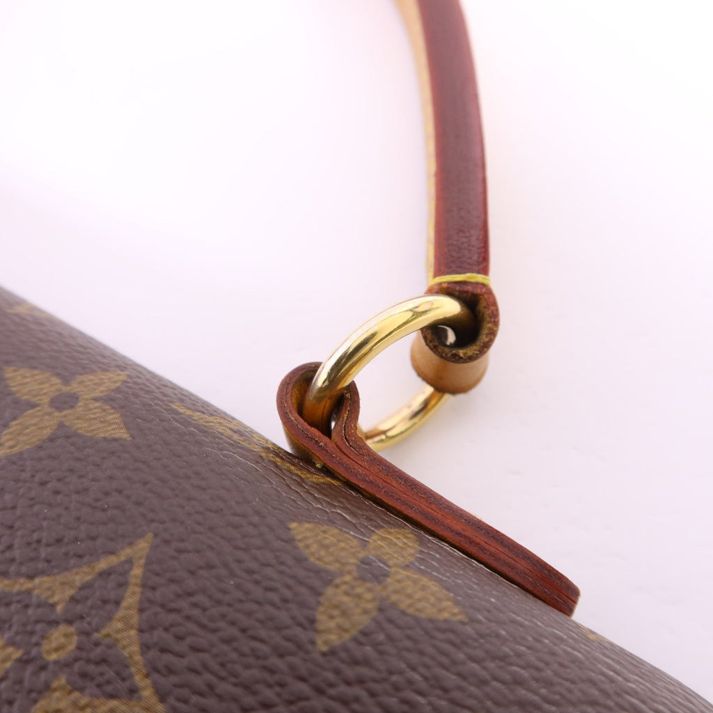 Louis Vuitton Cluny MM · Monogram