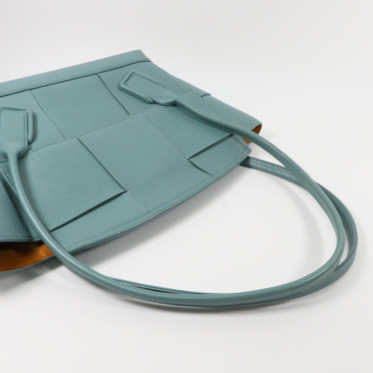 Bottega Veneta Arco · Calfskin Tote
