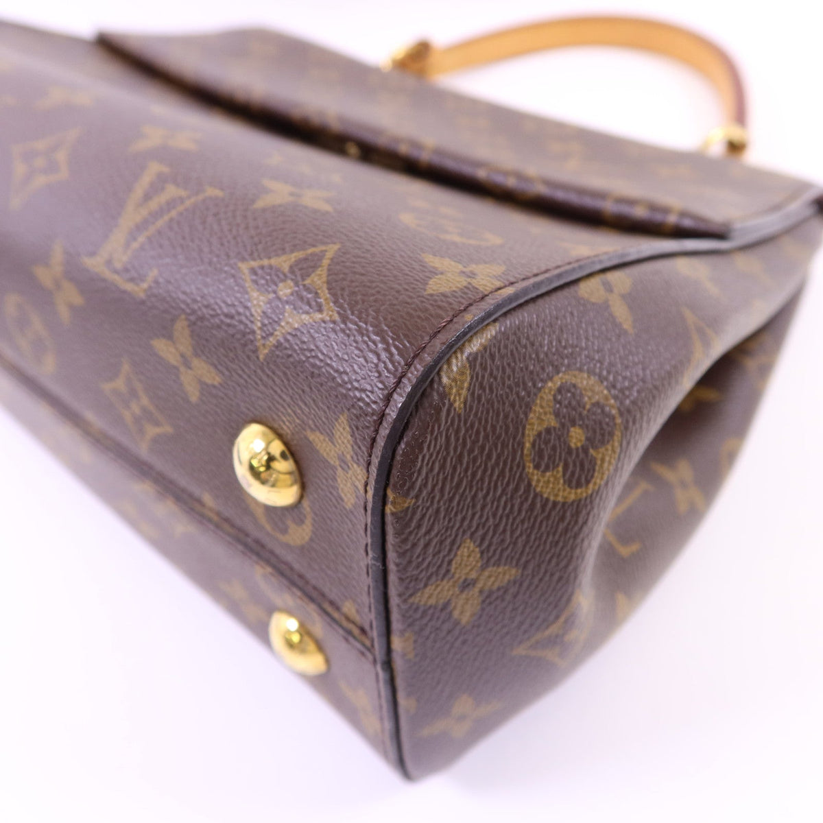 Louis Vuitton Cluny MM · Monogram