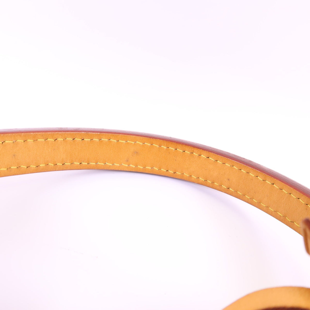 Louis Vuitton Cluny MM · Monogram