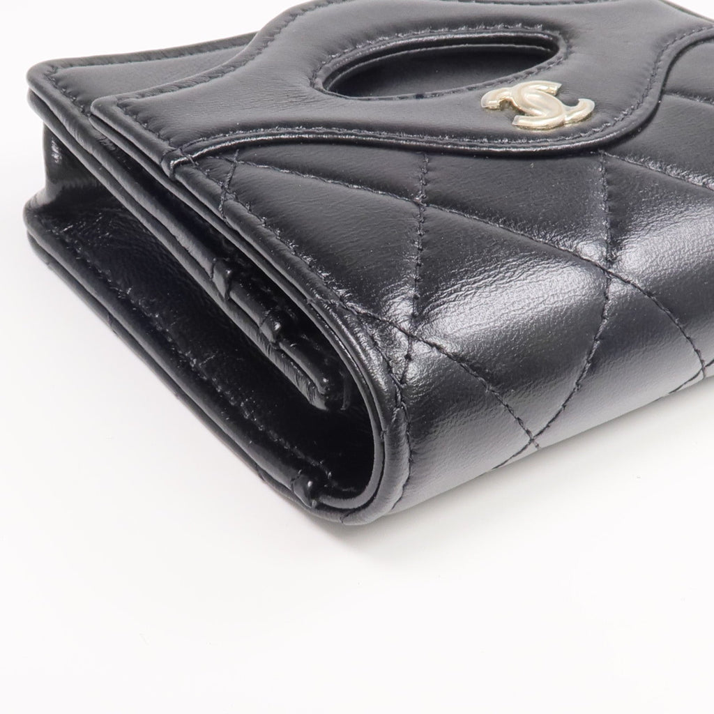 Chanel CC · Lambskin Card Case