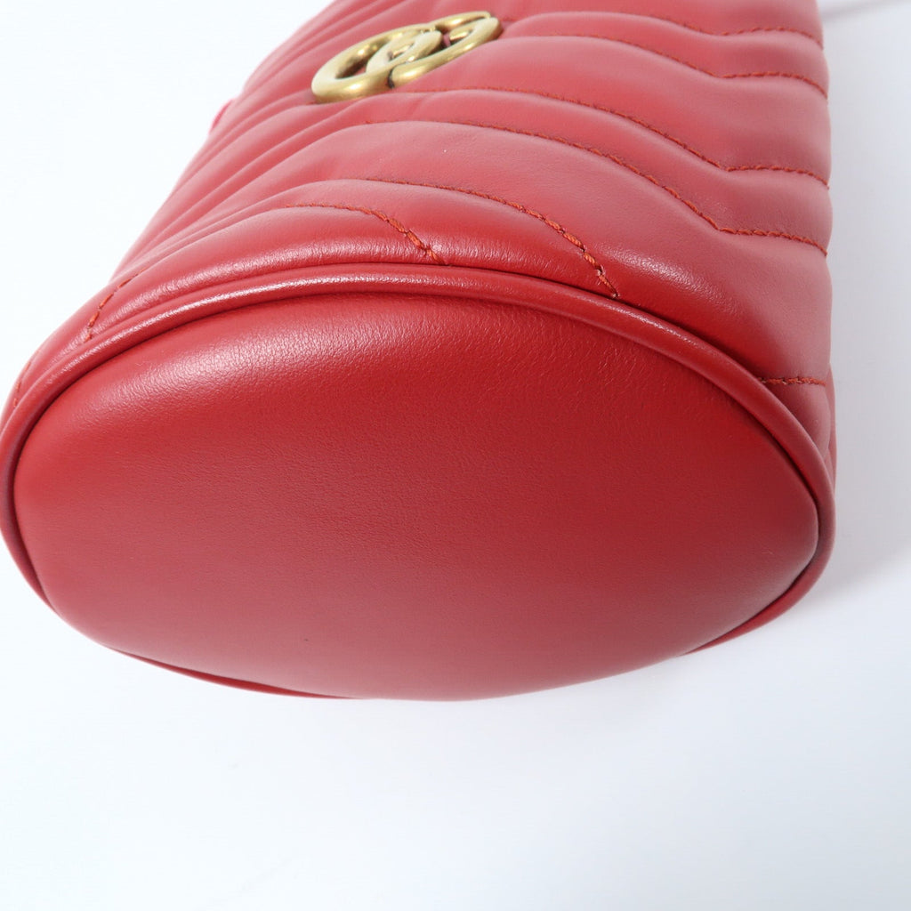 Gucci GG Marmont Bucket Bag · Calfskin
