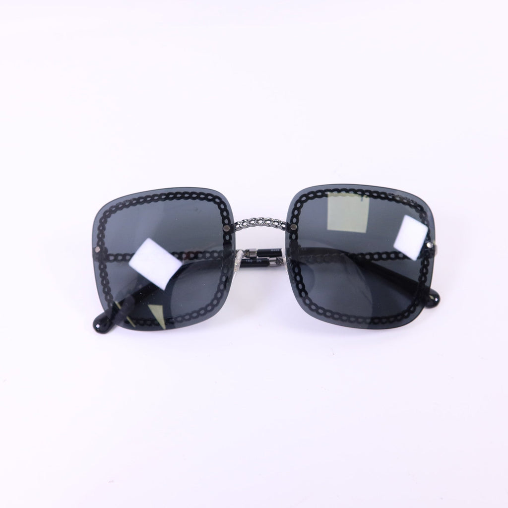 Chanel CC Sunglasses · Metal Frame