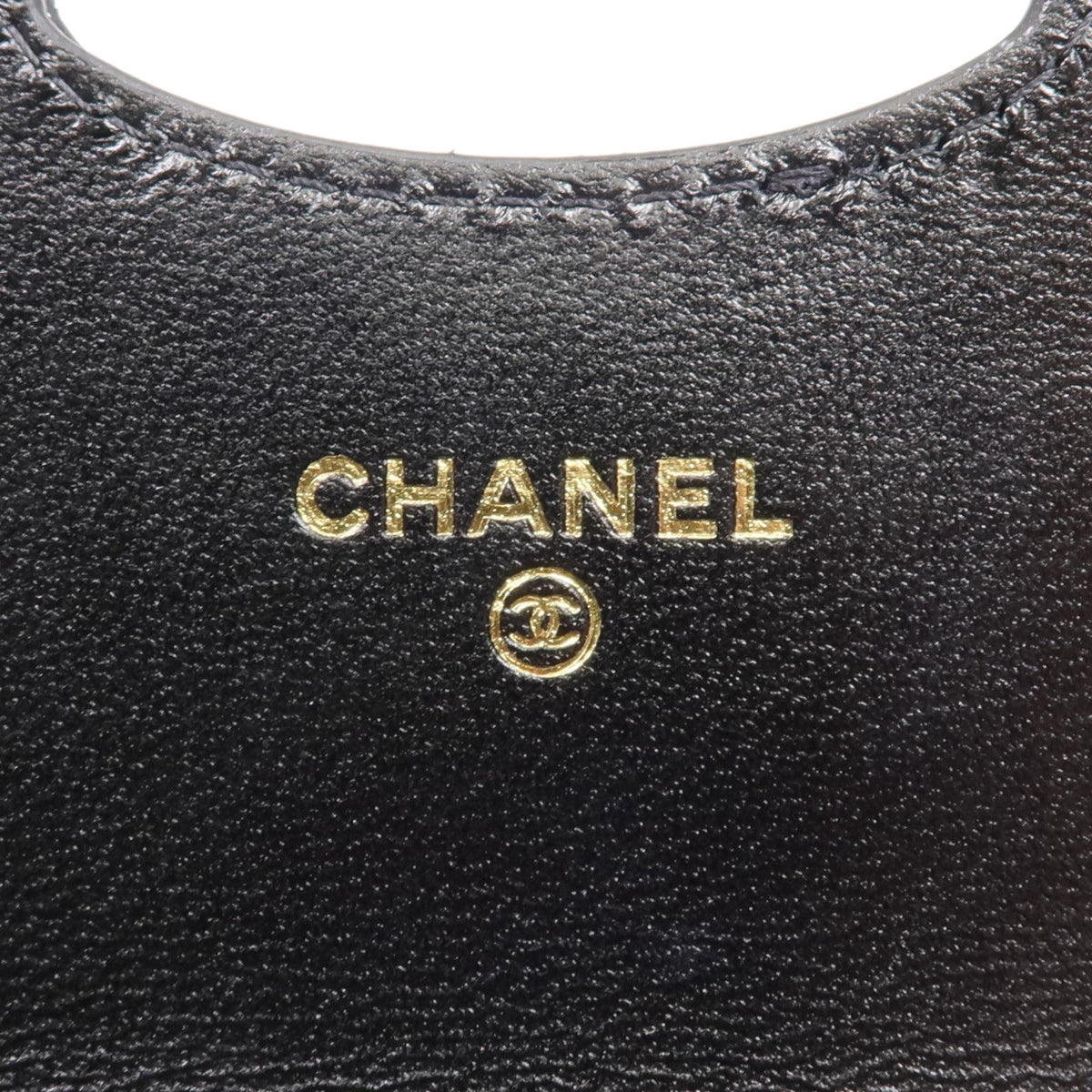 Chanel CC · Lambskin Card Case