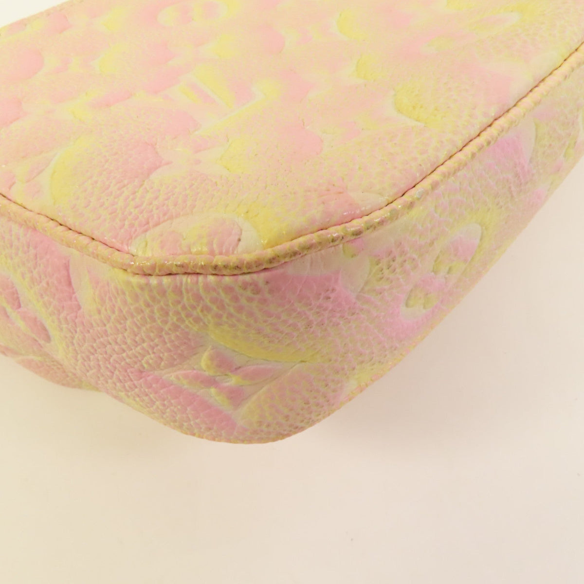 Louis Vuitton Pochette · Monogram Empreinte