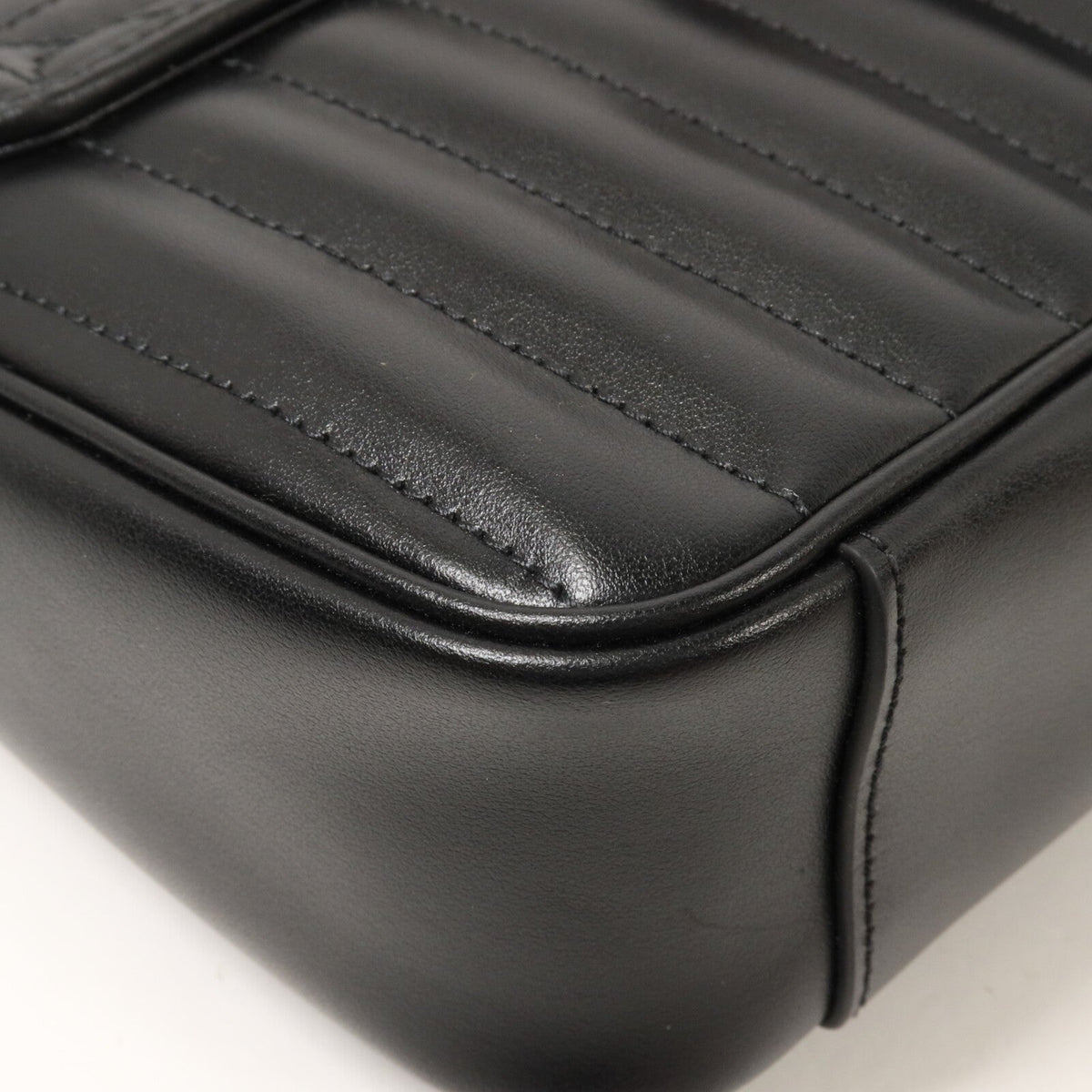 Gucci GG Marmont · Calfskin