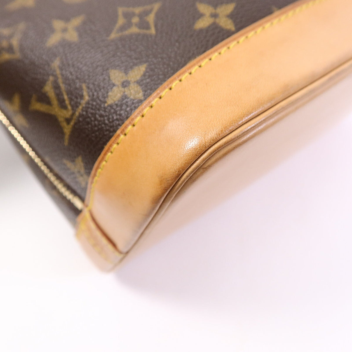 Louis Vuitton Alma PM · Monogram