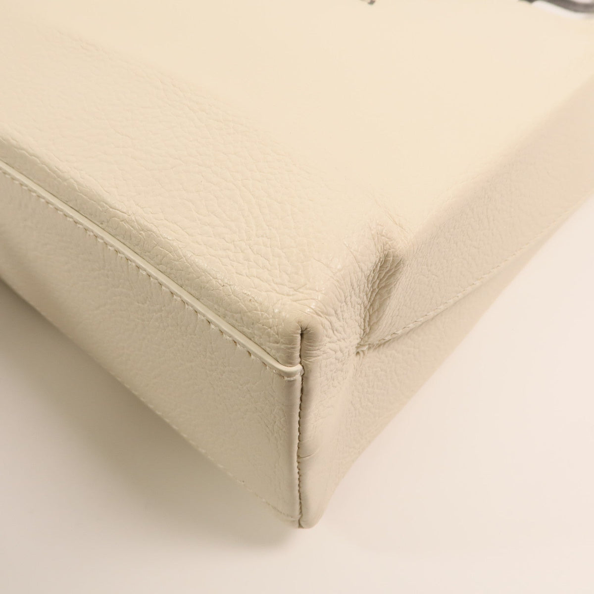 Balenciaga Tote · Calfskin