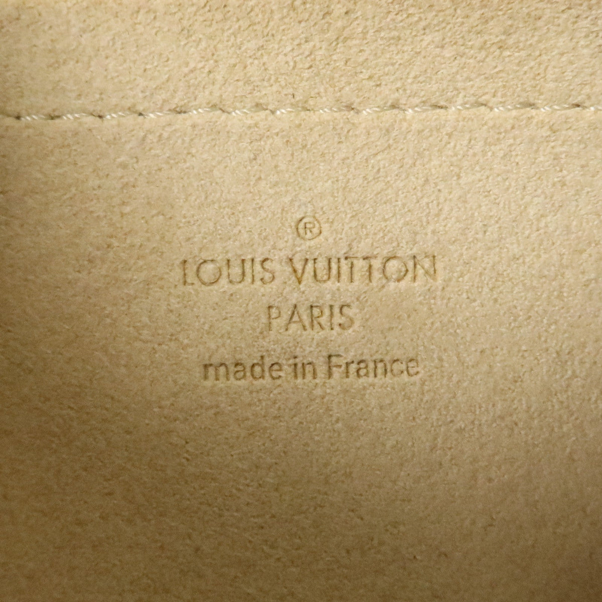 Louis Vuitton Pochette Milla · Monogram