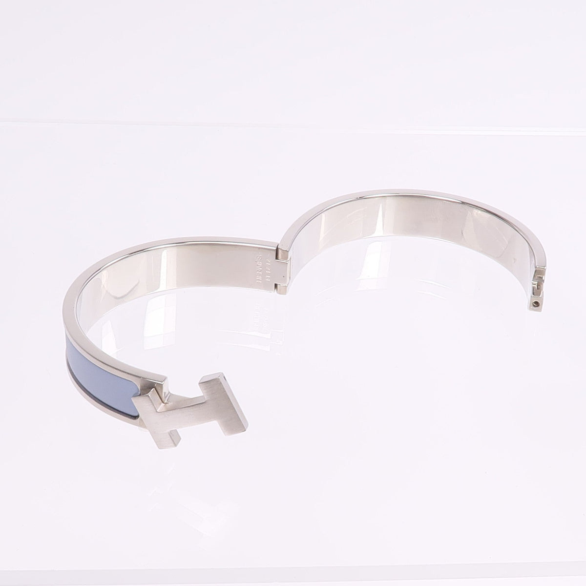 Hermès Clic HH Bracelet · Enamel