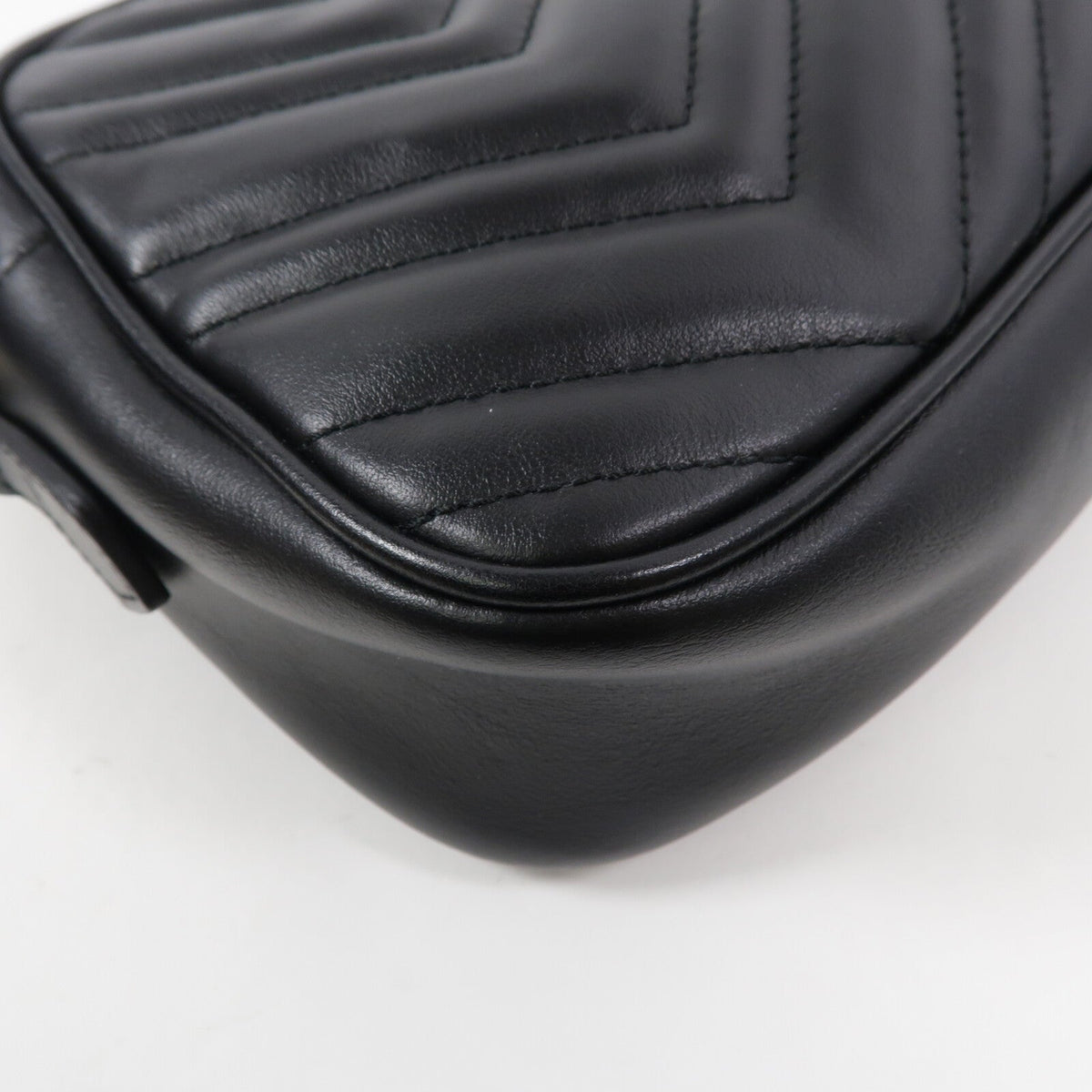 Gucci Marmont · Calfskin