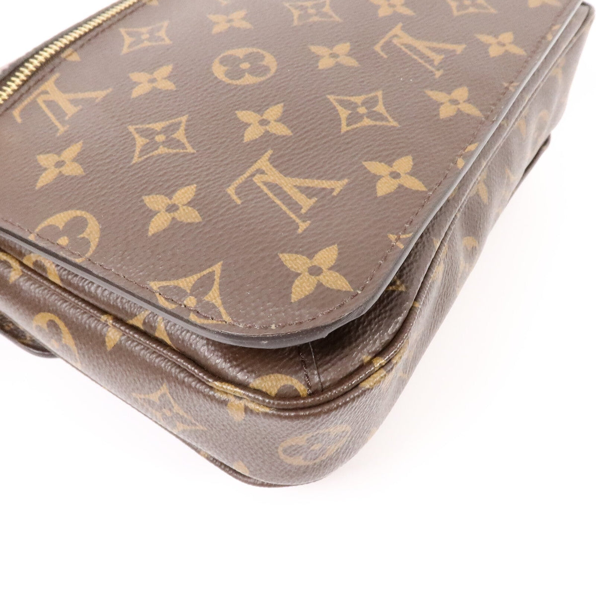 Louis Vuitton Pochette Metis MM · Monogram
