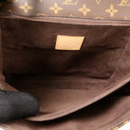 Louis Vuitton Pochette Metis MM · Monogram