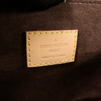 Louis Vuitton Pochette Metis MM · Monogram