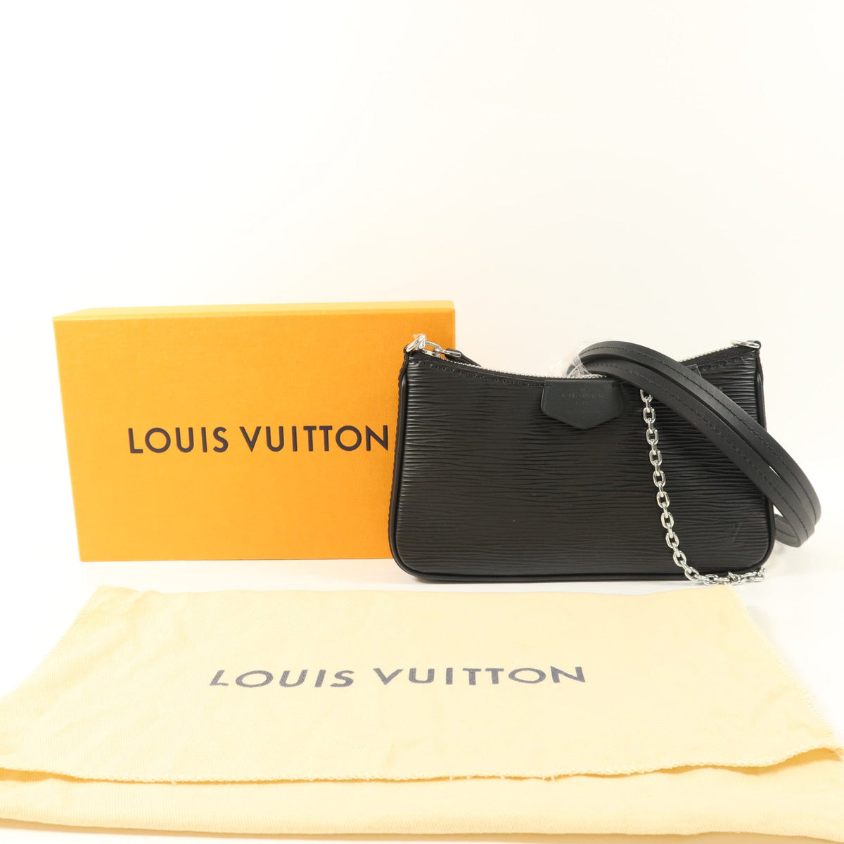Louis Vuitton Easy Pouch · Epi Calfskin