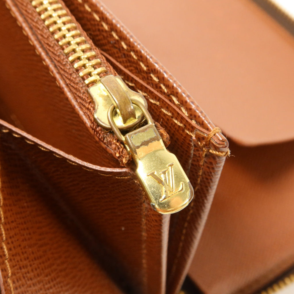 Louis Vuitton Zippy Wallet · Monogram