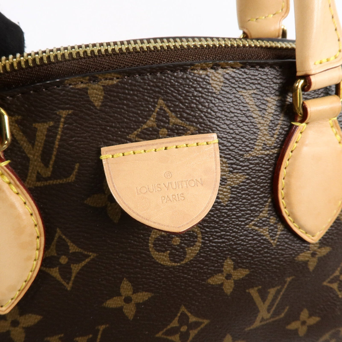 Louis Vuitton Rivoli PM · Monogram