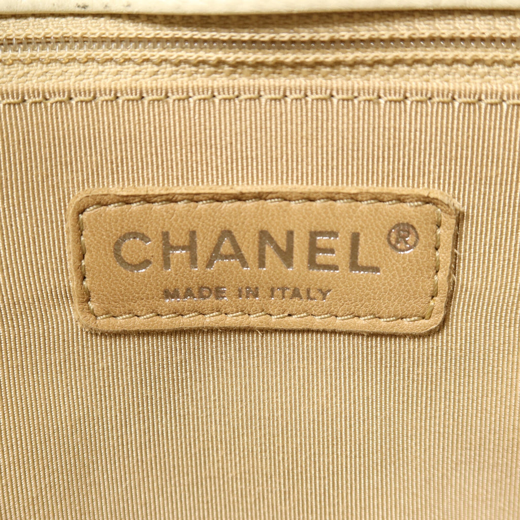 CHANEL Petite Shopping Tote · Calfskin