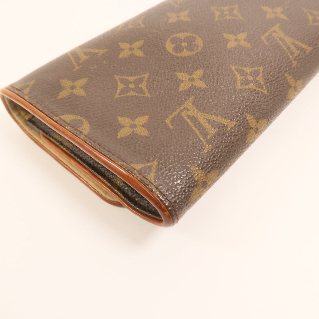 Louis Vuitton Pochette Twin GM · Monogram