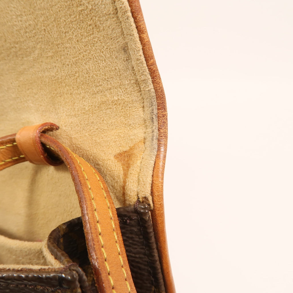 Louis Vuitton Pochette Twin GM · Monogram