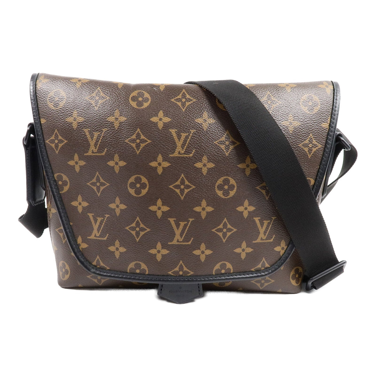 Louis Vuitton Messenger · Monogram Macassar