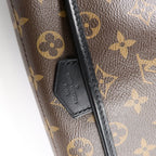 Louis Vuitton Messenger · Monogram Macassar