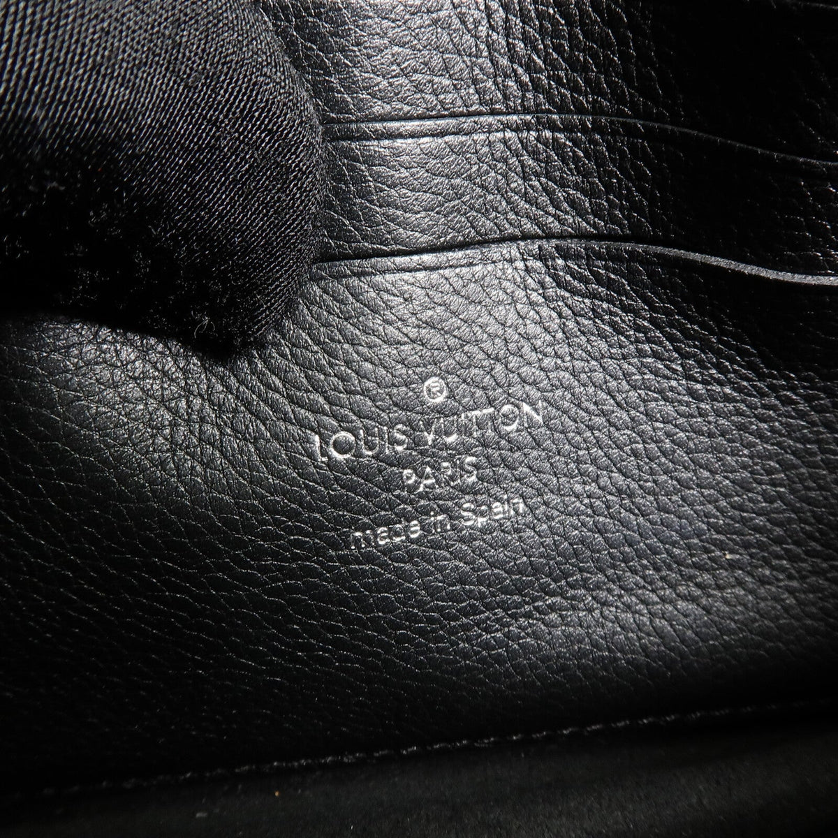 Louis Vuitton MyLockMe · Calfskin