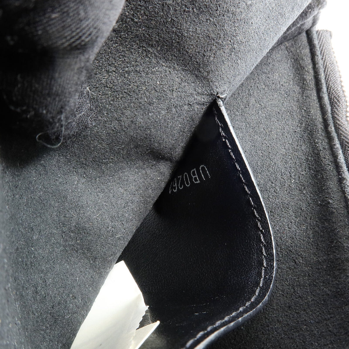 Louis Vuitton MyLockMe · Calfskin