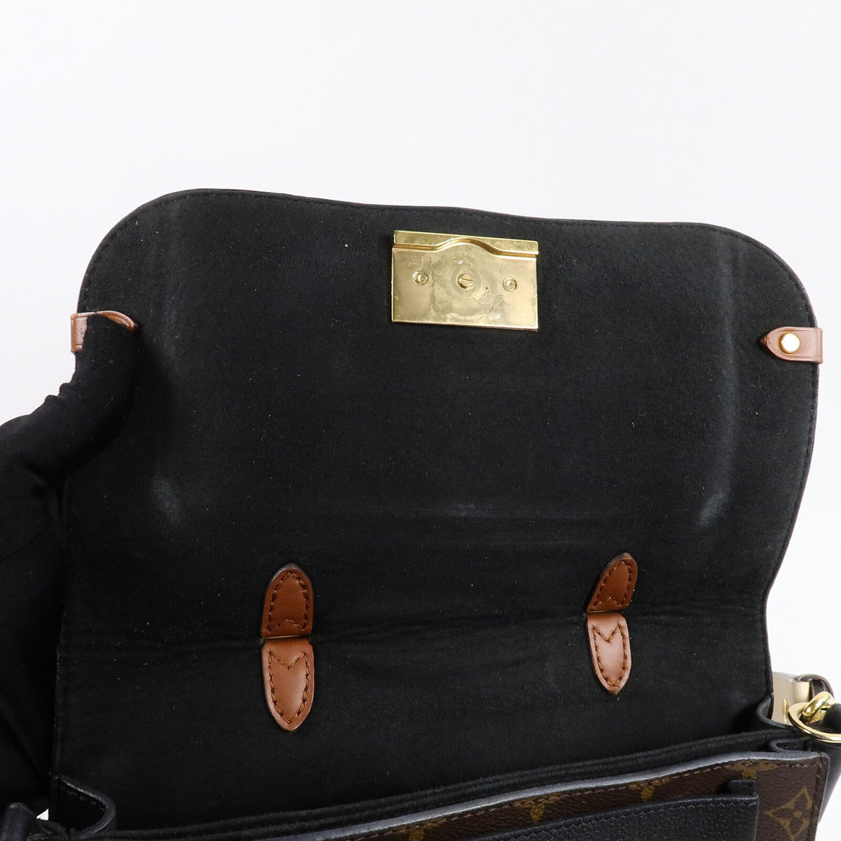 Louis Vuitton Vanguard · Monogram