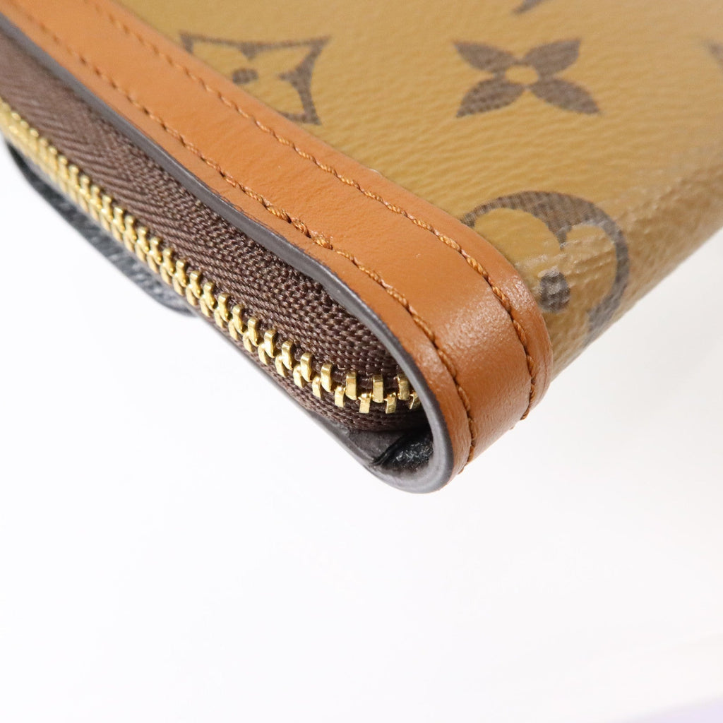 Louis Vuitton Micro Dauphine · Monogram Reverse